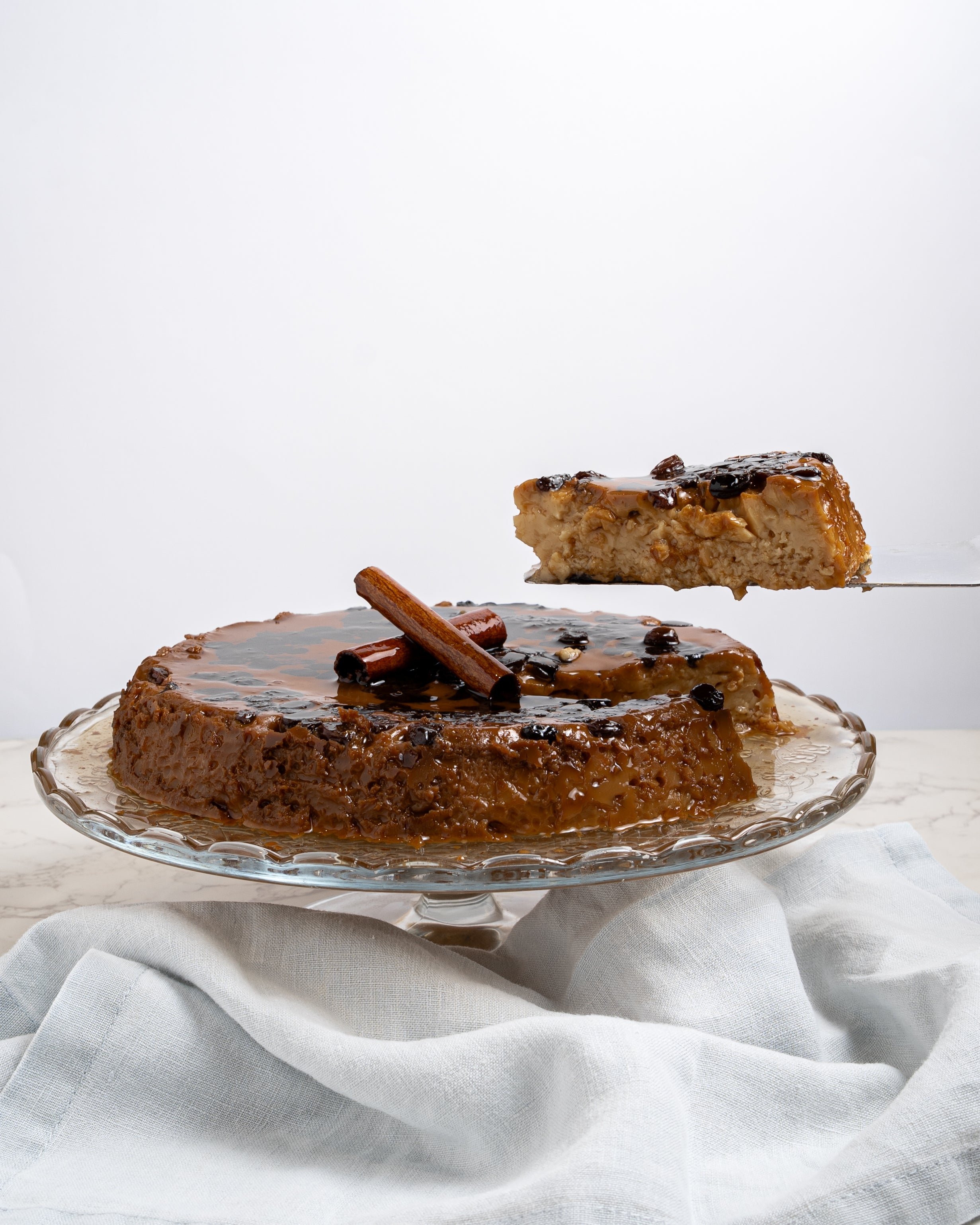 Baked Raisin Quesillo