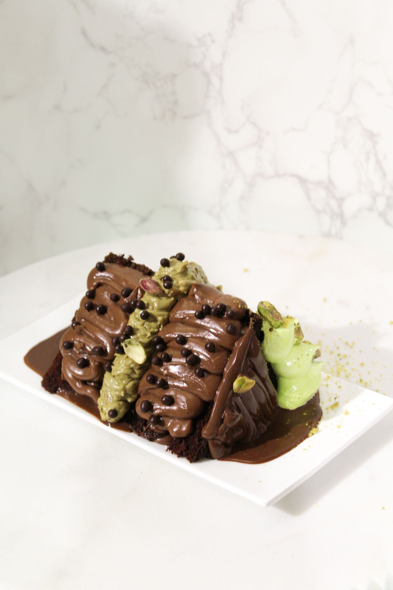 Porción Dubai Nutella Cake